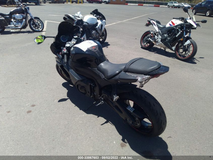 2013 SUZUKI GSX-R1000 JS1GT78A4D2100411