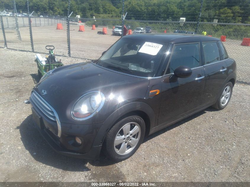 2015 MINI COOPER HARDTOP 4 DOOR WMWXS5C55FT829583