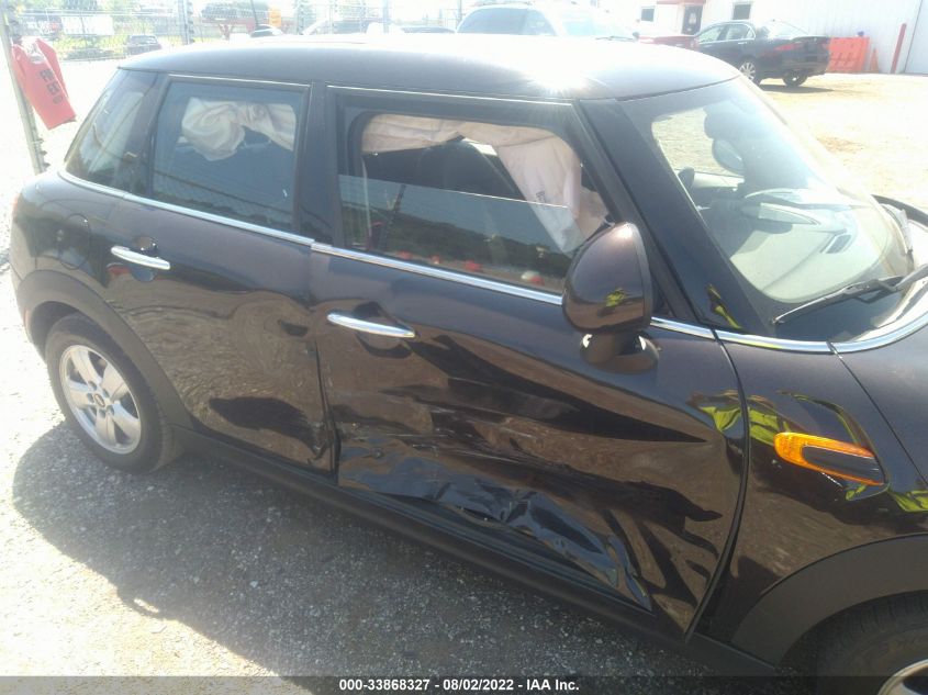 2015 MINI COOPER HARDTOP 4 DOOR WMWXS5C55FT829583