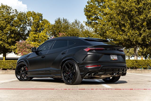 2019 LAMBORGHINI URUS ZPBUA1ZL0KLA01841