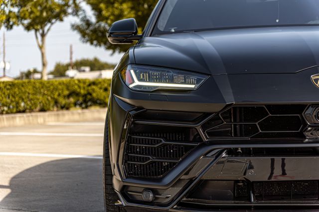 2019 LAMBORGHINI URUS ZPBUA1ZL0KLA01841