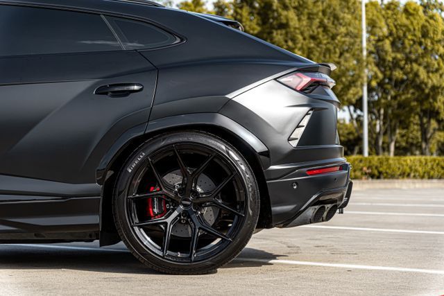 2019 LAMBORGHINI URUS ZPBUA1ZL0KLA01841