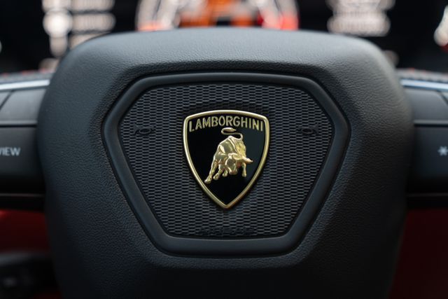 2019 LAMBORGHINI URUS ZPBUA1ZL0KLA01841
