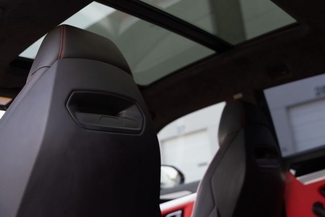 2019 LAMBORGHINI URUS ZPBUA1ZL0KLA01841