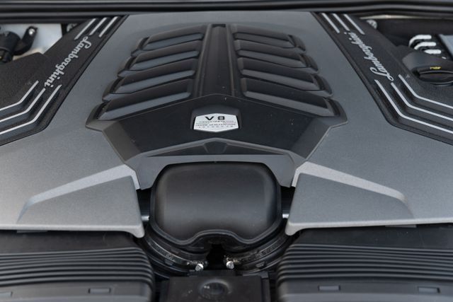 2019 LAMBORGHINI URUS ZPBUA1ZL0KLA01841