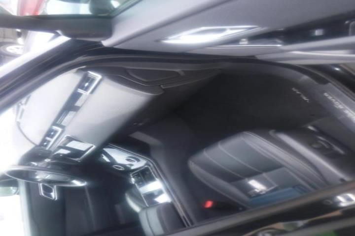 2020 LAND ROVER RANGE ROVER VELAR S SALYB2EX5LA258147