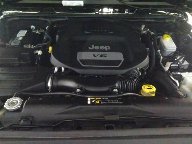 2018 JEEP WRANGLER JK UNLIMITED SPORT S 1C4BJWDG3JL808651
