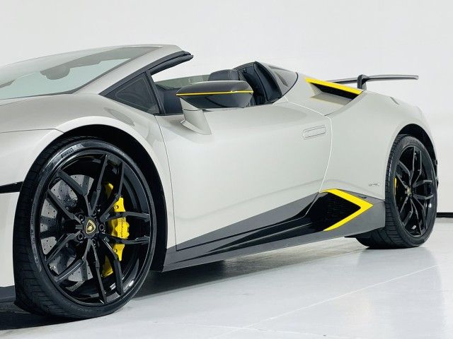 2017 LAMBORGHINI HURACAN ZHWUR1ZF0HLA05644