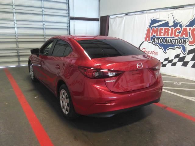 2018 MAZDA MAZDA3 4-DOOR SPORT 3MZBN1U72JM219366