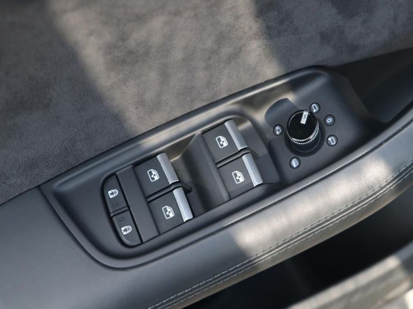 2019 AUDI Q8 PRESTIGE WA1FVAF14KD006827
