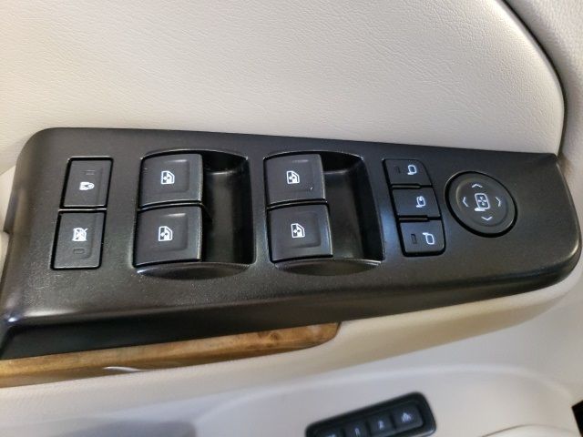 2017 GMC YUKON XL DENALI 1GKS2HKJXHR297863