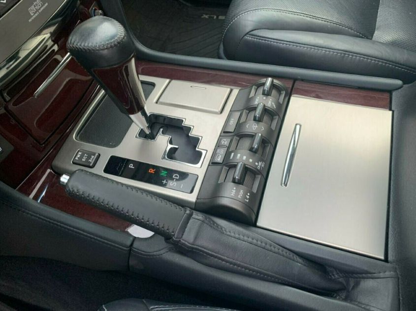 2015 LEXUS LX 570 JTJHY7AX3F4168603