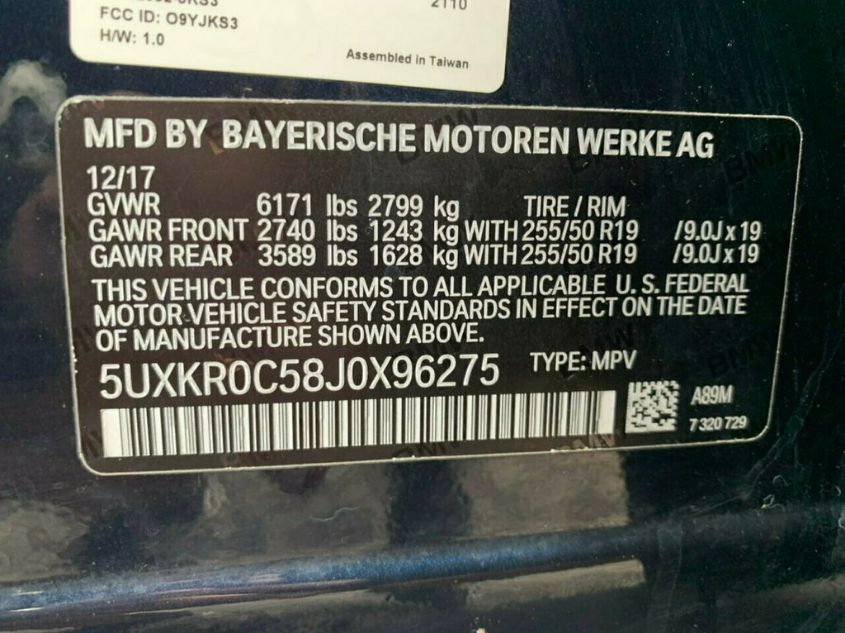 VIN 5UXKR0C58J0X96275 2018 BMW X5 no.36