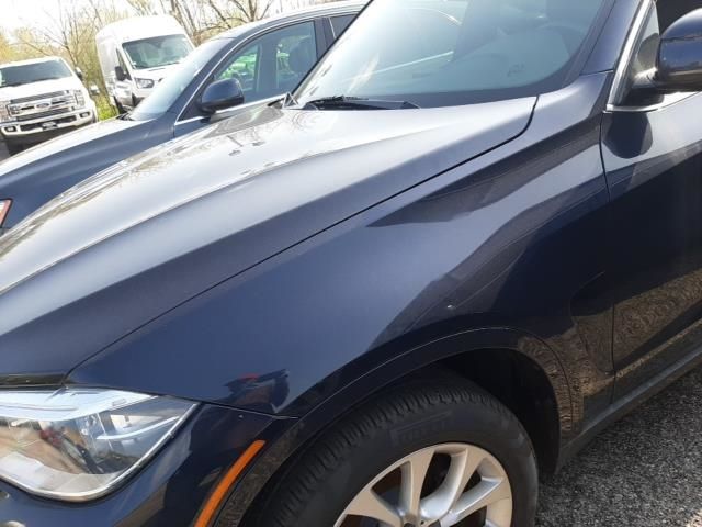 VIN 5UXKR0C58J0X96275 2018 BMW X5 no.39