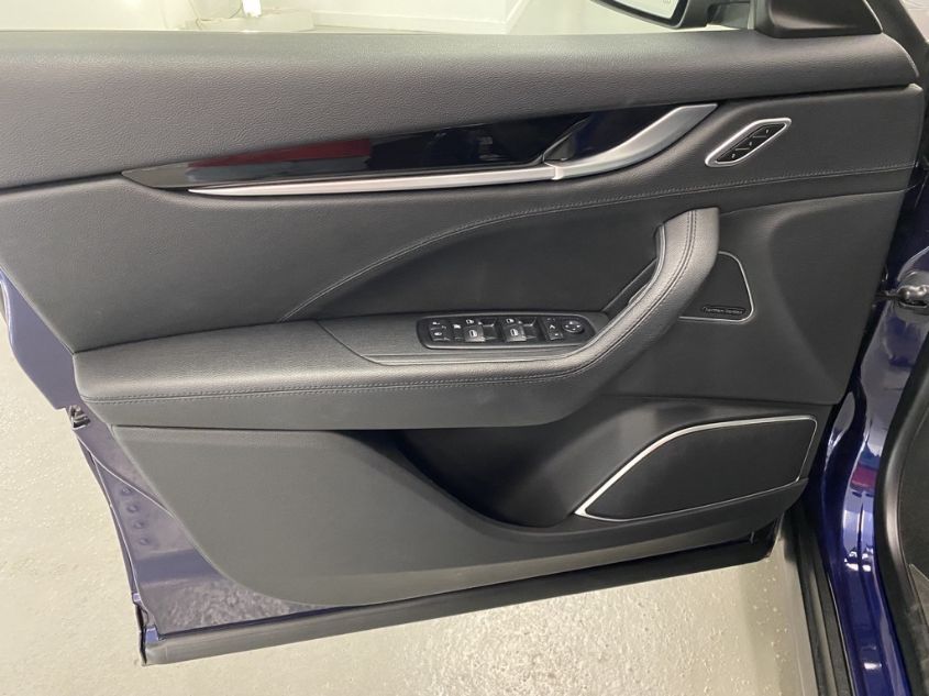2018 MASERATI LEVANTE S GRANSPORT ZN661YUS0JX292063