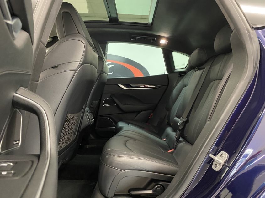 2018 MASERATI LEVANTE S GRANSPORT ZN661YUS0JX292063