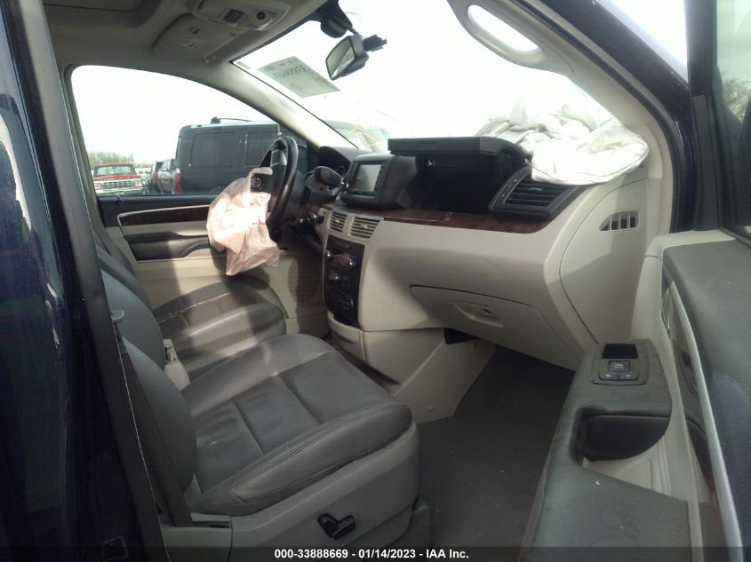 2014 VOLKSWAGEN ROUTAN SEL PREMIUM 2C4RVADG2ER135385