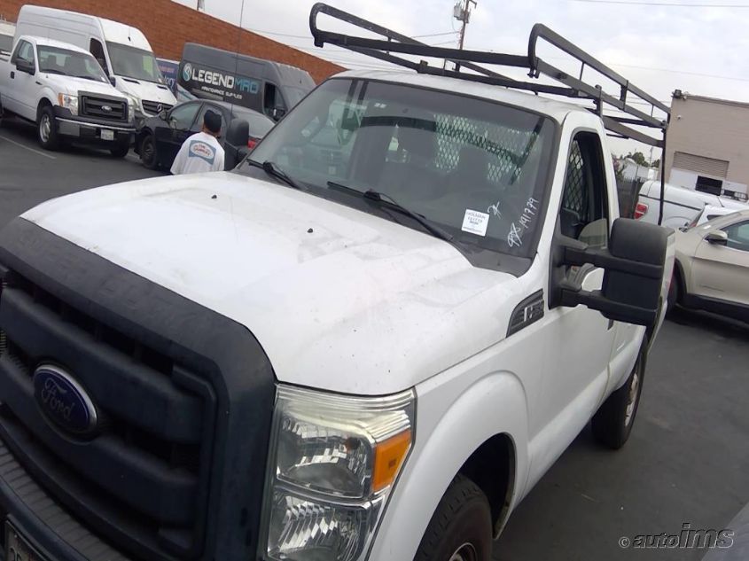 2015 FORD SUPER DUTY F-350 SRW XL/XLT 1FTBF3A6XFEA66059