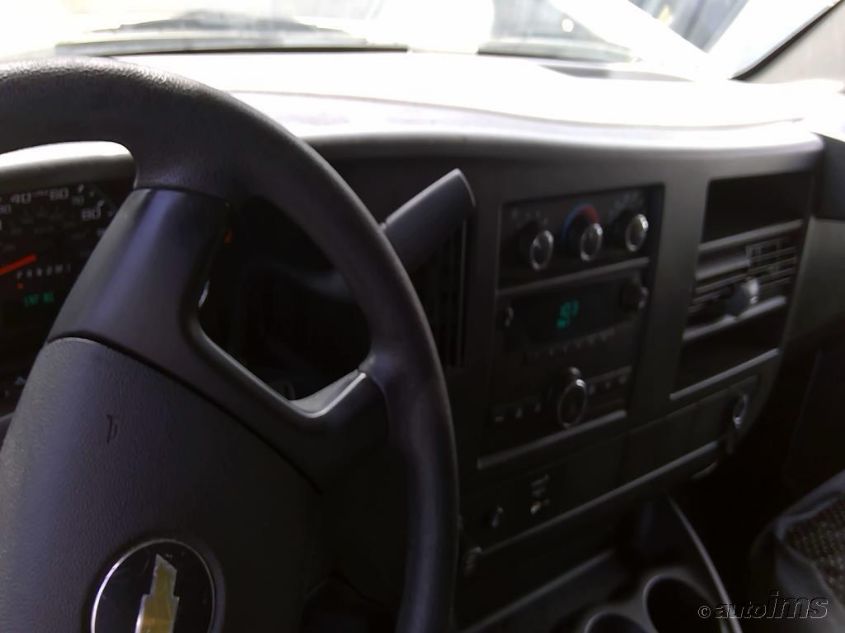 2014 CHEVROLET EXPRESS CARGO VAN 1GCWGGCAXE1110137