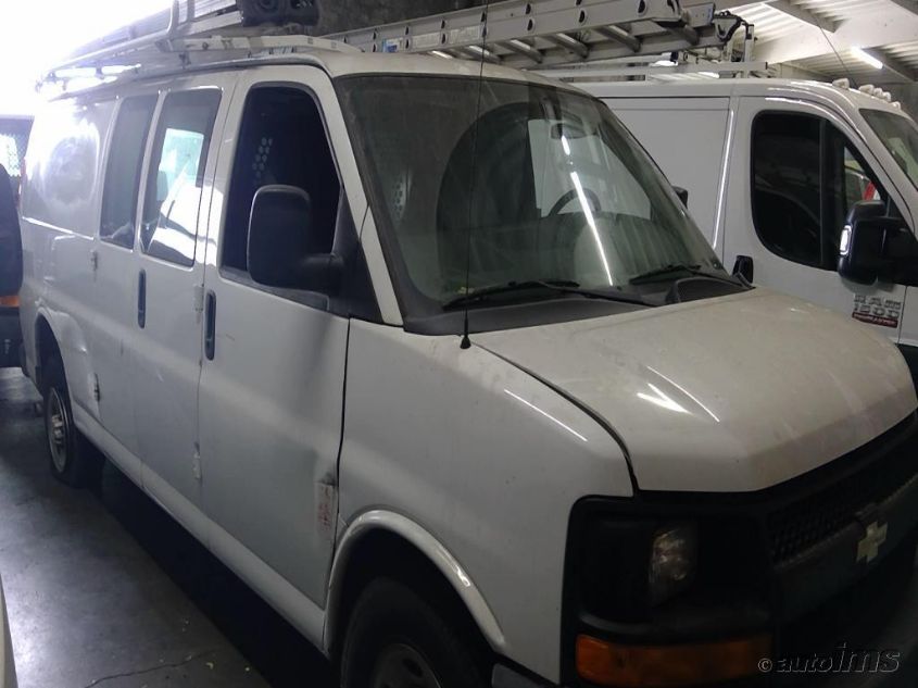 2014 CHEVROLET EXPRESS CARGO VAN 1GCWGGCAXE1110137