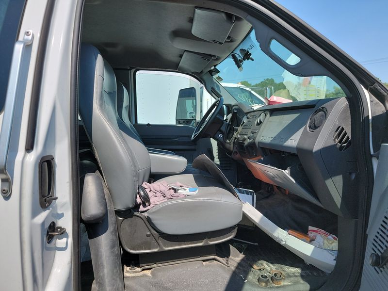 2017 FORD SUPER DUTY F-650 1FDNX6AY7HDB00251