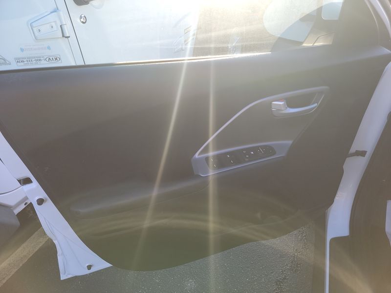 2019 KIA NIRO LX KNDCB3LC3K5261028
