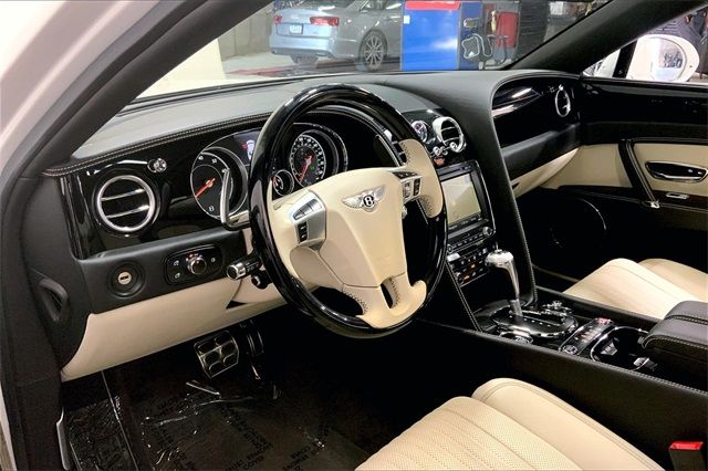 2018 BENTLEY FLYING SPUR V8 SCBET9ZA9JC066241