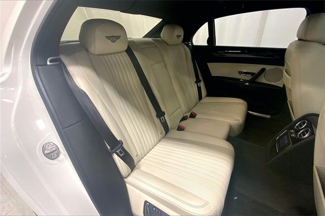 2018 BENTLEY FLYING SPUR V8 SCBET9ZA9JC066241