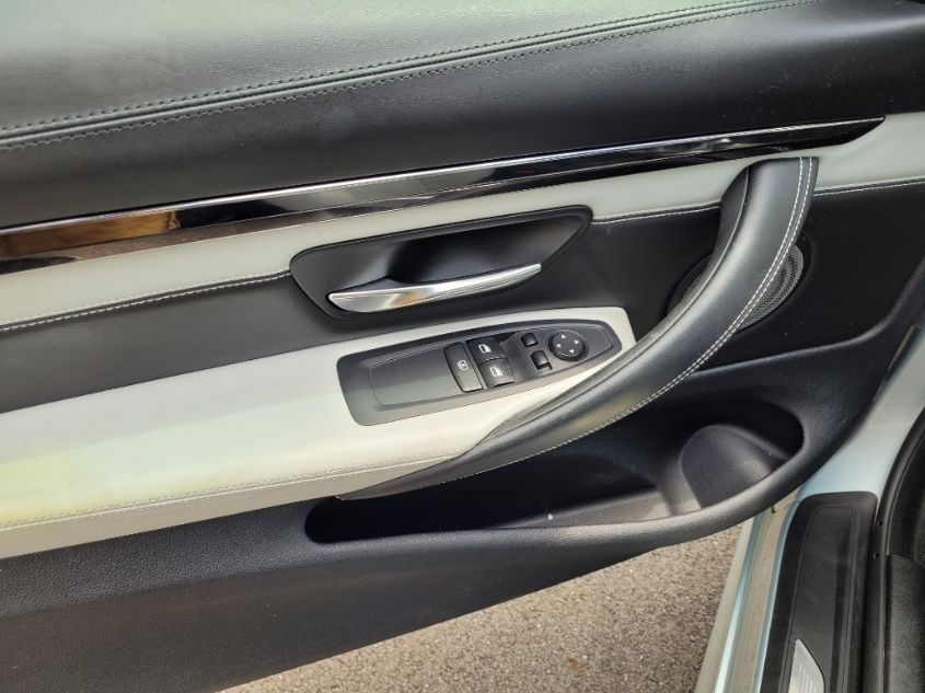 2015 BMW M4 WBS3R9C59FK331857