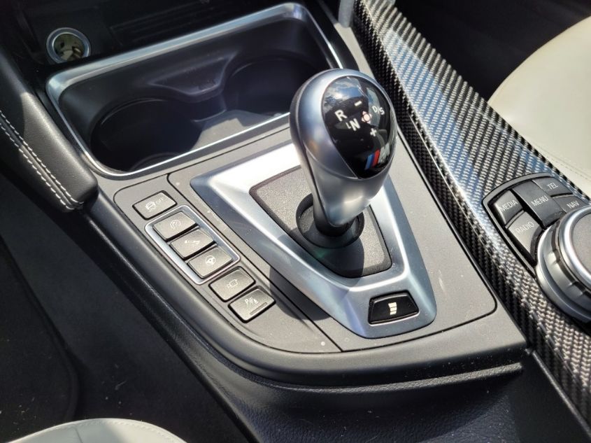 2015 BMW M4 WBS3R9C59FK331857