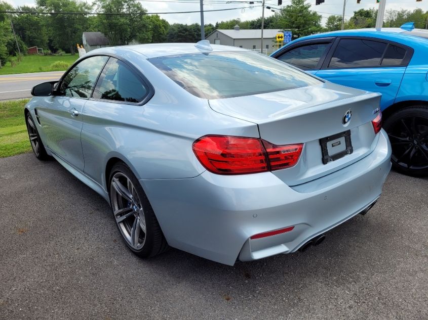 2015 BMW M4 WBS3R9C59FK331857