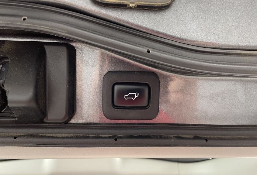 2021 TOYOTA LAND CRUISER JTMCY7AJ5M4103712