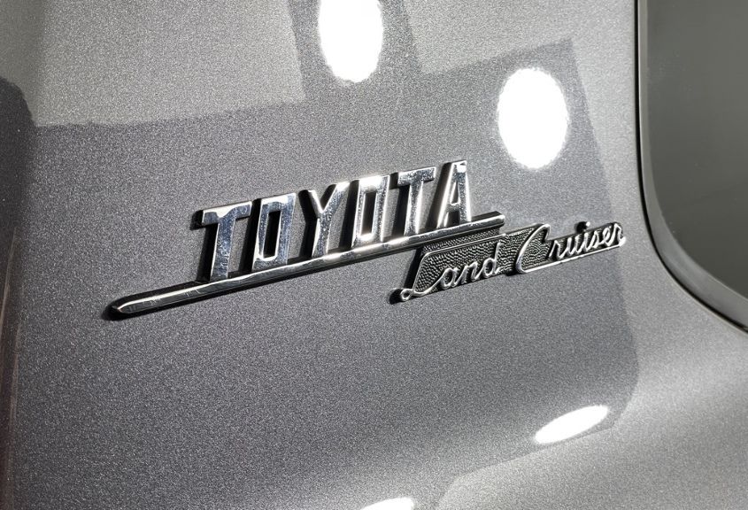 2021 TOYOTA LAND CRUISER JTMCY7AJ5M4103712