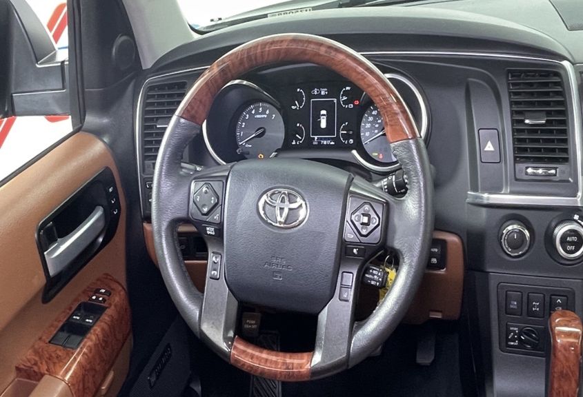 2018 TOYOTA SEQUOIA PLATINUM 5TDDY5G13JS161284