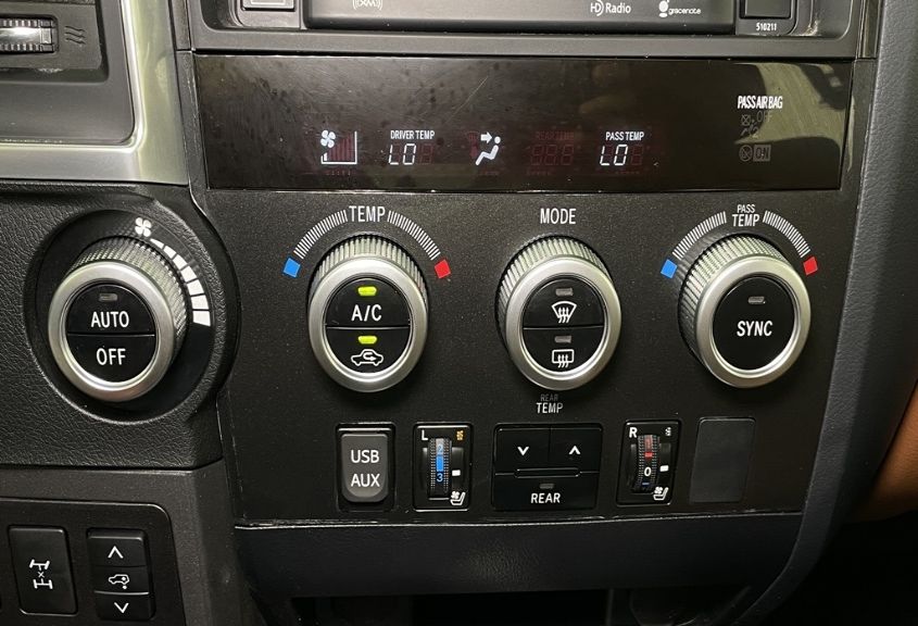 2018 TOYOTA SEQUOIA PLATINUM 5TDDY5G13JS161284