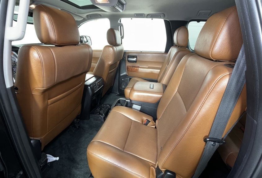 2018 TOYOTA SEQUOIA PLATINUM 5TDDY5G13JS161284
