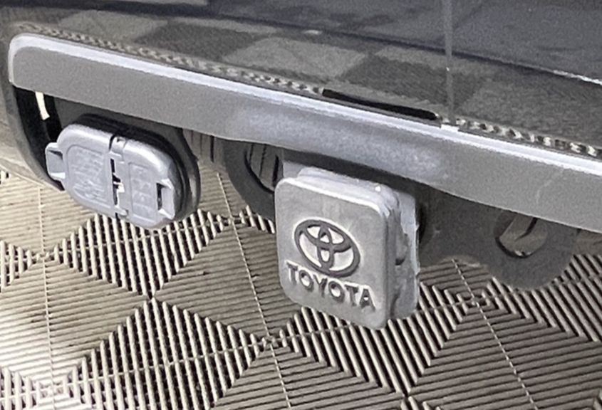 2018 TOYOTA SEQUOIA PLATINUM 5TDDY5G13JS161284