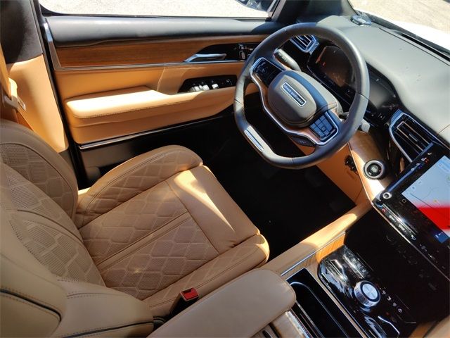 2022 JEEP GRAND WAGONEER SERIES III 1C4SJVGJ1NS137820