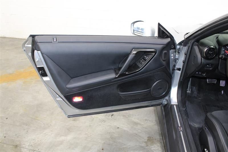 2017 NISSAN GT-R PREMIUM JN1AR5EF9HM820864