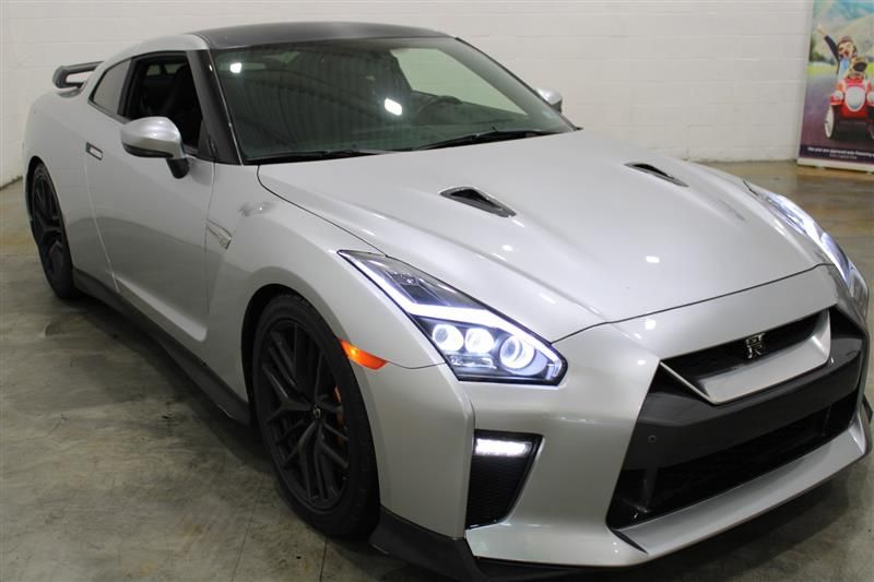 2017 NISSAN GT-R PREMIUM JN1AR5EF9HM820864