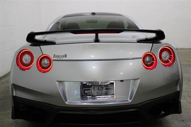 2017 NISSAN GT-R PREMIUM JN1AR5EF9HM820864
