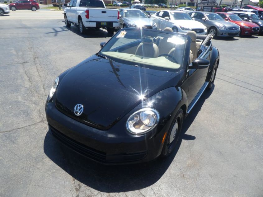 2013 VOLKSWAGEN BEETLE CONVERTIBLE 2.5L 3VW5X7AT4DM820004