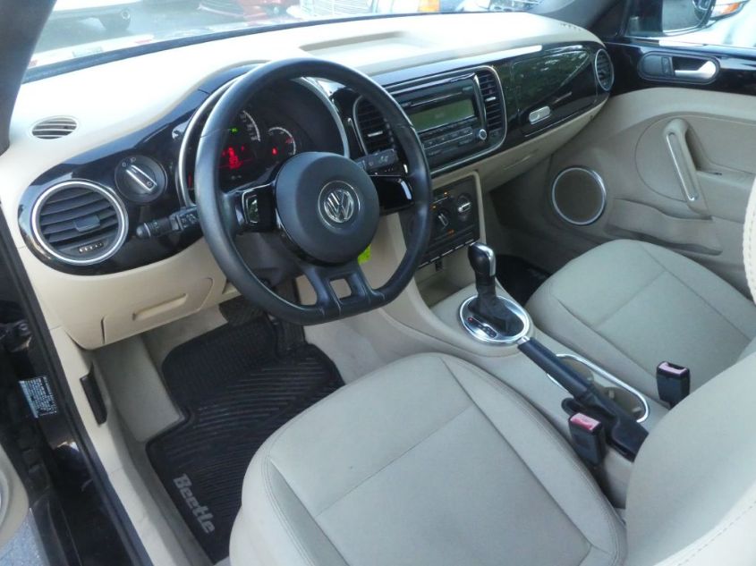 2013 VOLKSWAGEN BEETLE CONVERTIBLE 2.5L 3VW5X7AT4DM820004