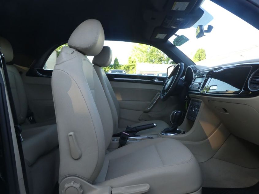2013 VOLKSWAGEN BEETLE CONVERTIBLE 2.5L 3VW5X7AT4DM820004