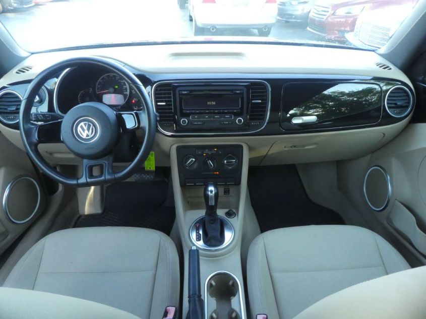 2013 VOLKSWAGEN BEETLE CONVERTIBLE 2.5L 3VW5X7AT4DM820004