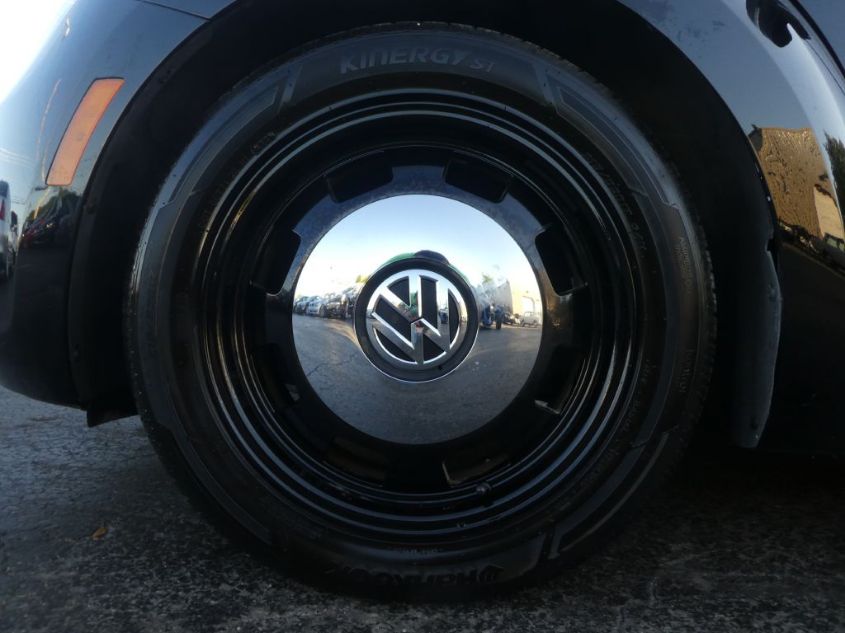 2013 VOLKSWAGEN BEETLE CONVERTIBLE 2.5L 3VW5X7AT4DM820004