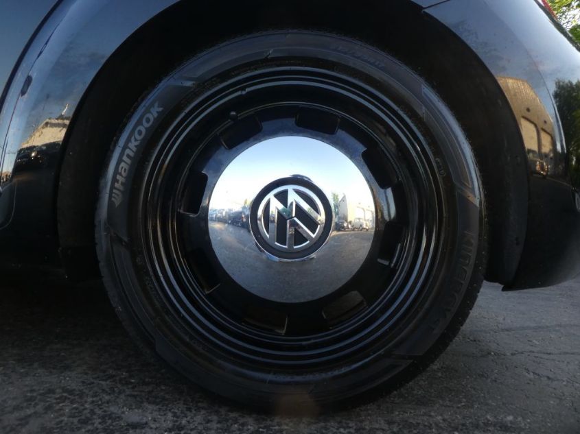 2013 VOLKSWAGEN BEETLE CONVERTIBLE 2.5L 3VW5X7AT4DM820004