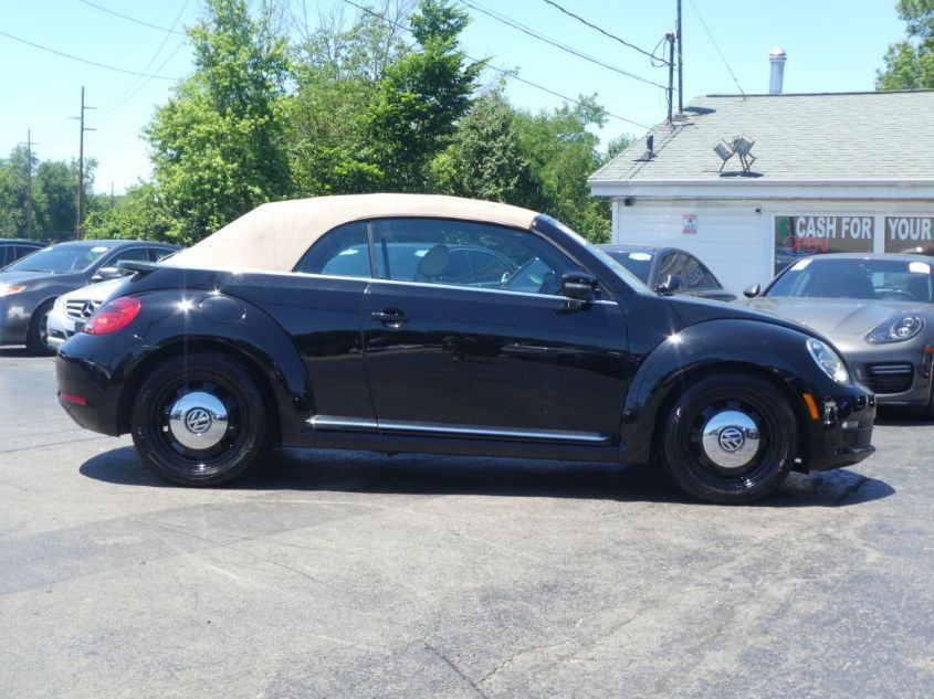 2013 VOLKSWAGEN BEETLE CONVERTIBLE 2.5L 3VW5X7AT4DM820004