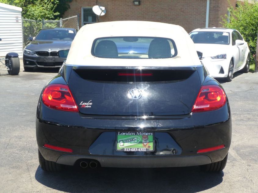 2013 VOLKSWAGEN BEETLE CONVERTIBLE 2.5L 3VW5X7AT4DM820004