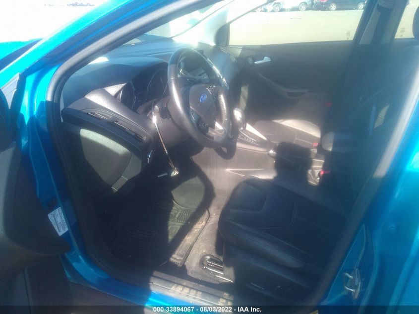 2015 FORD FOCUS SE 1FADP3F24FL274421